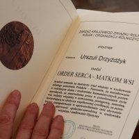 55 lat Koła Gospodyń Wiejskich w Podolszu, 40 lat prezesury Franciszki Jarosz oraz wręczenie Orderów Serca - Matkom Wsi.